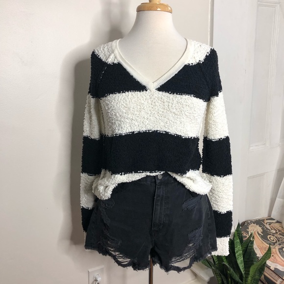 Sanctuary Sweaters - Sanctuary striped v neck teddy knit sweater